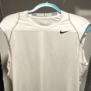 Nike Pro Combat Dri-Fit Tech, Sleeveless Workout Shirt, W, (L)